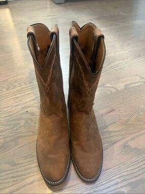 Justin L3508 Ladies Classic Roper Boot with Bay Apache Cowhide Foot.  S 7